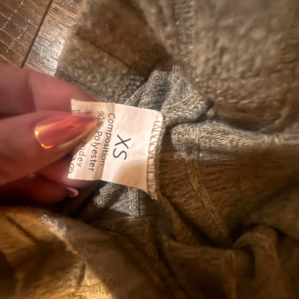 Tan Ribbed Skirt Set - Picture 6 of 8